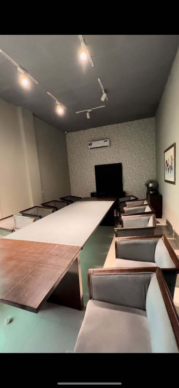Conference room before renovation